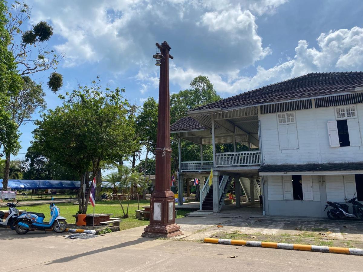 فندق Malee Sirin Old Town Ko Lanta المظهر الخارجي الصورة